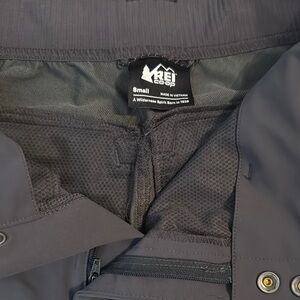 Women’s rain pants